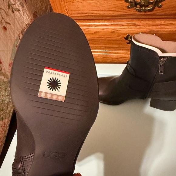 UGG Black Leather Ankle Boots with Buckle - Picture 3 of 5